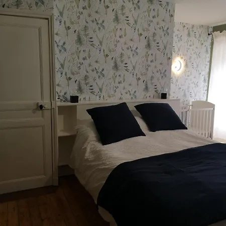 Semesterbostad Lebasladin *