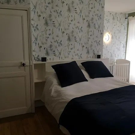 Lebasladin Semesterbostad *