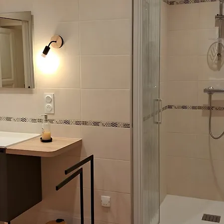 Semesterbostad Lebasladin