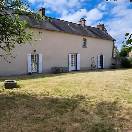 Lebasladin Semesterbostad