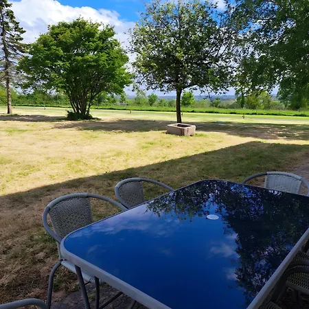 Lebasladin Сasa de vacaciones Lison